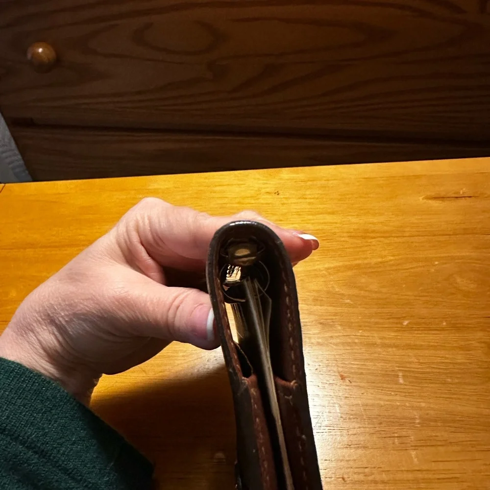 Louis Vuitton Brown Monogram Agenda in Like New Condition